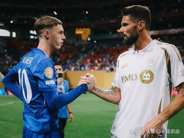 包含西悉尼流浪者阵容齐整，劲旅全力以赴世俱杯争冠的词条